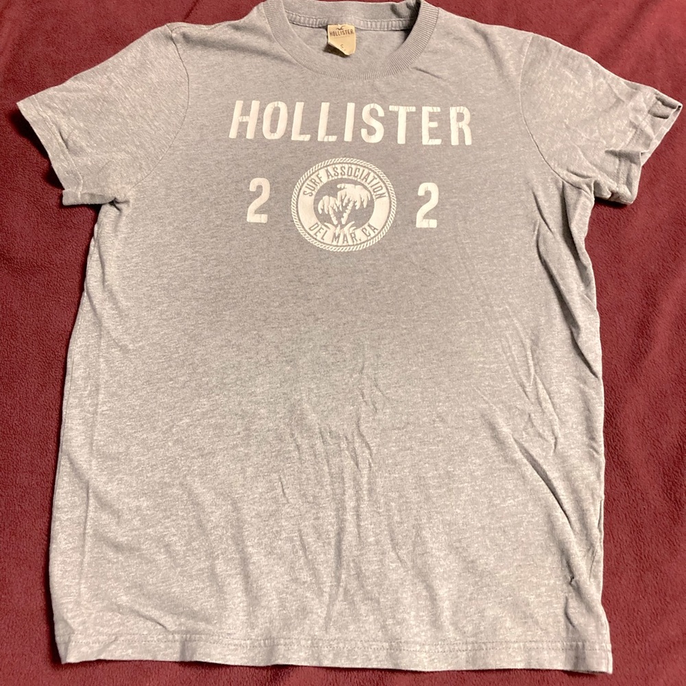 Kids Hollister shirt